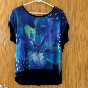 Apt. 9 Blue & black Floral Short Sleeve Top